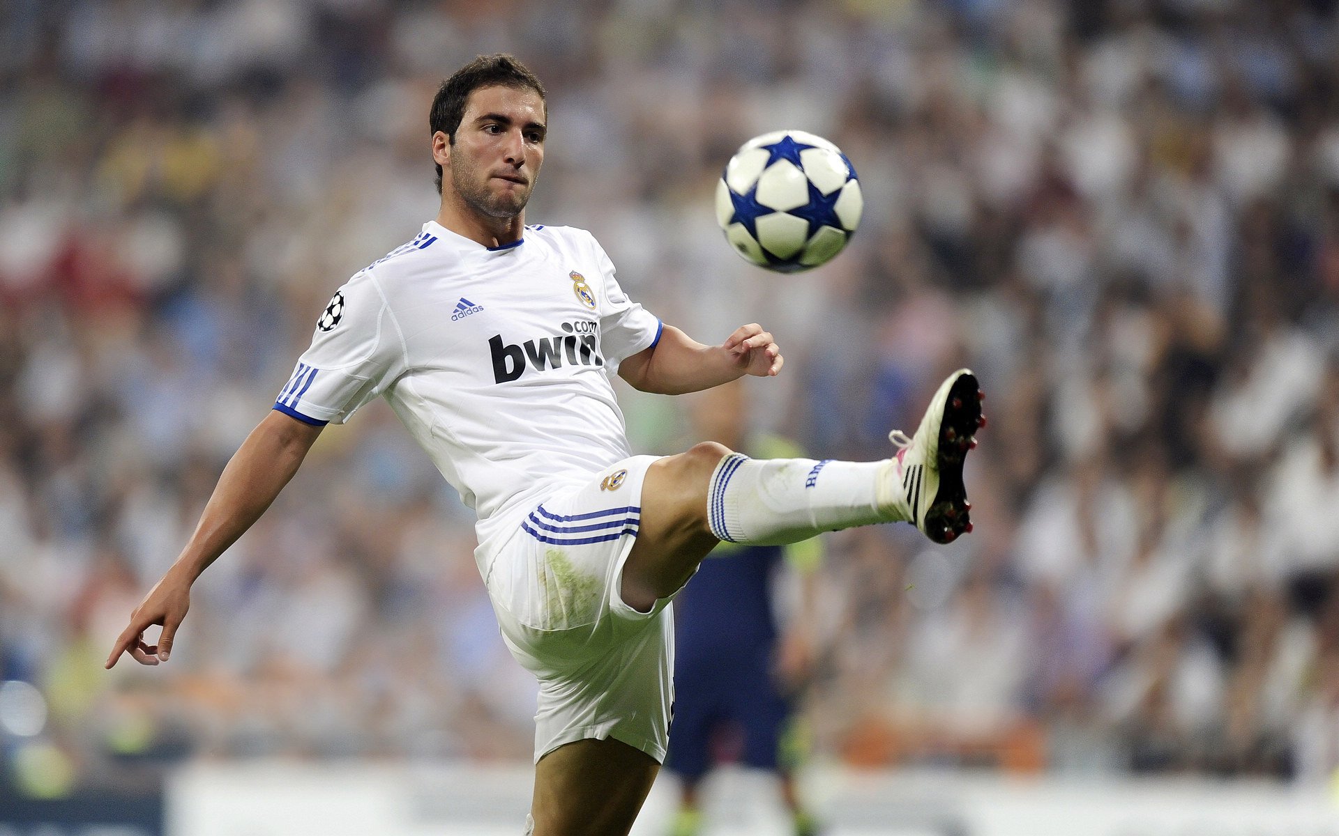 -意甲“明星战”，精彩表现助推球队升华，意甲大牌球星